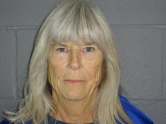 Mugshot of LOCKE, MARY ANNE